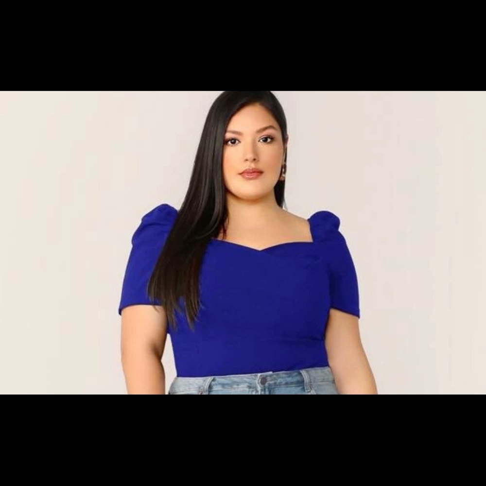 Shein plus size  sweetheart neck solid color blouse size 2x